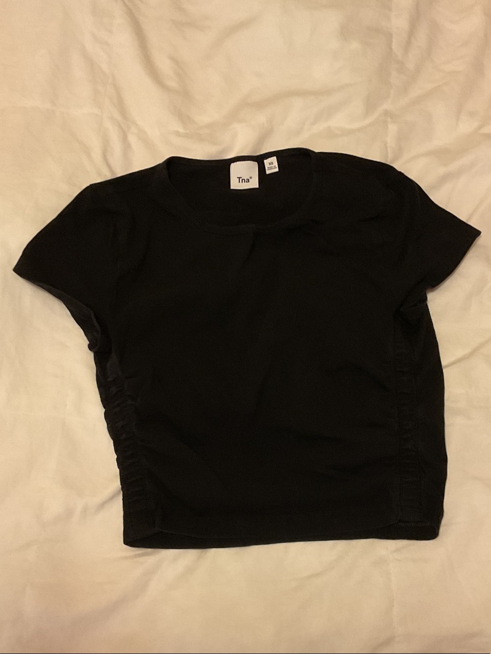 TNA Black Short Sleeve Ruched Crop Tee